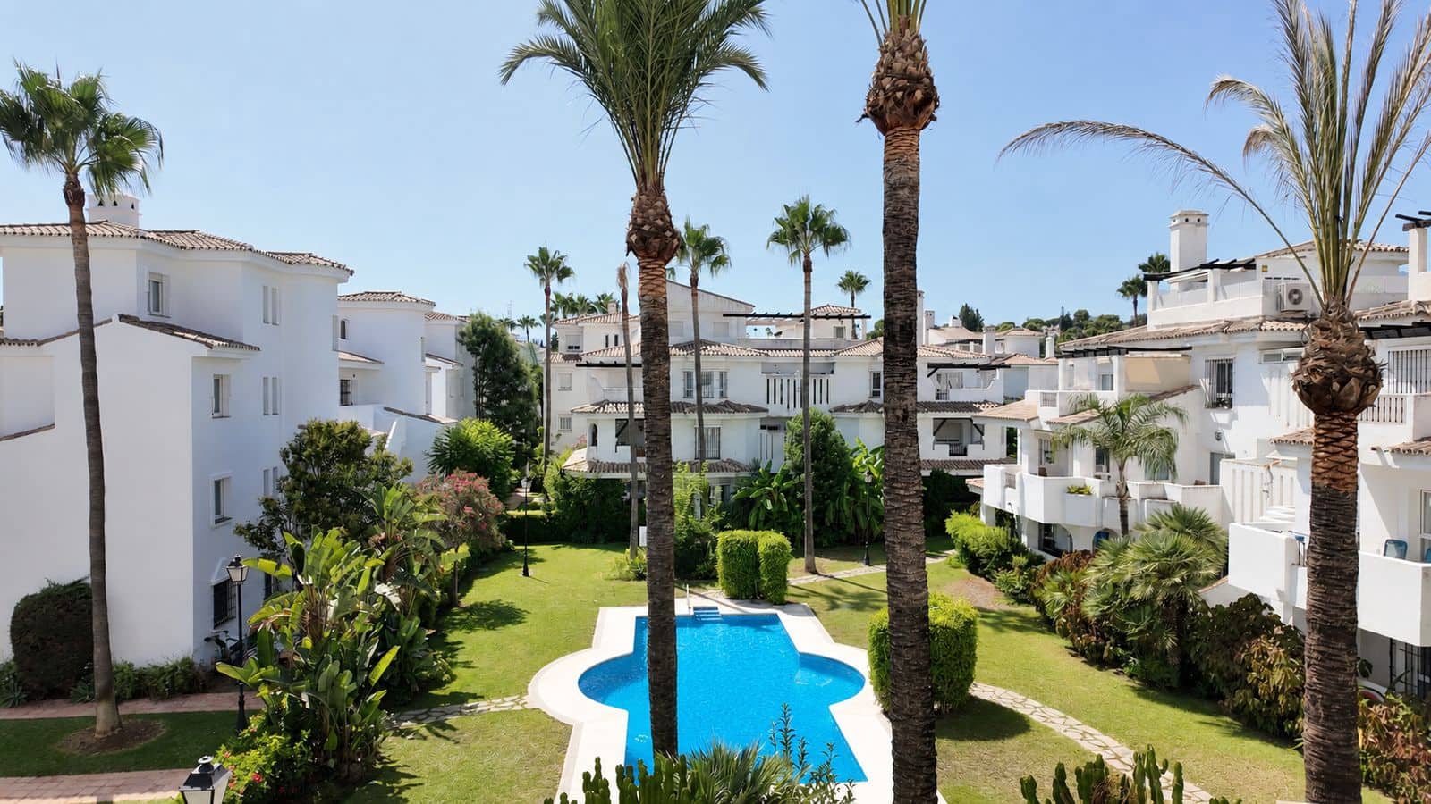 3 chambre Penthouse à vendre à Nueva Andalucia - 549 000 € (Ref: 10020647)