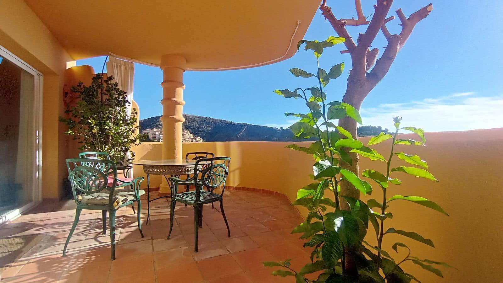2 slaapkamer Penthouse te koop in Calahonda - € 449.000 (Ref: 10020648)