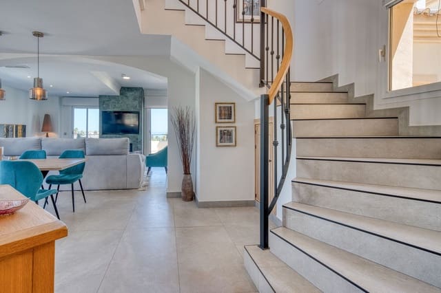 3 chambre Penthouse à vendre à San Roque - 629 000 € (Ref: 10020650)