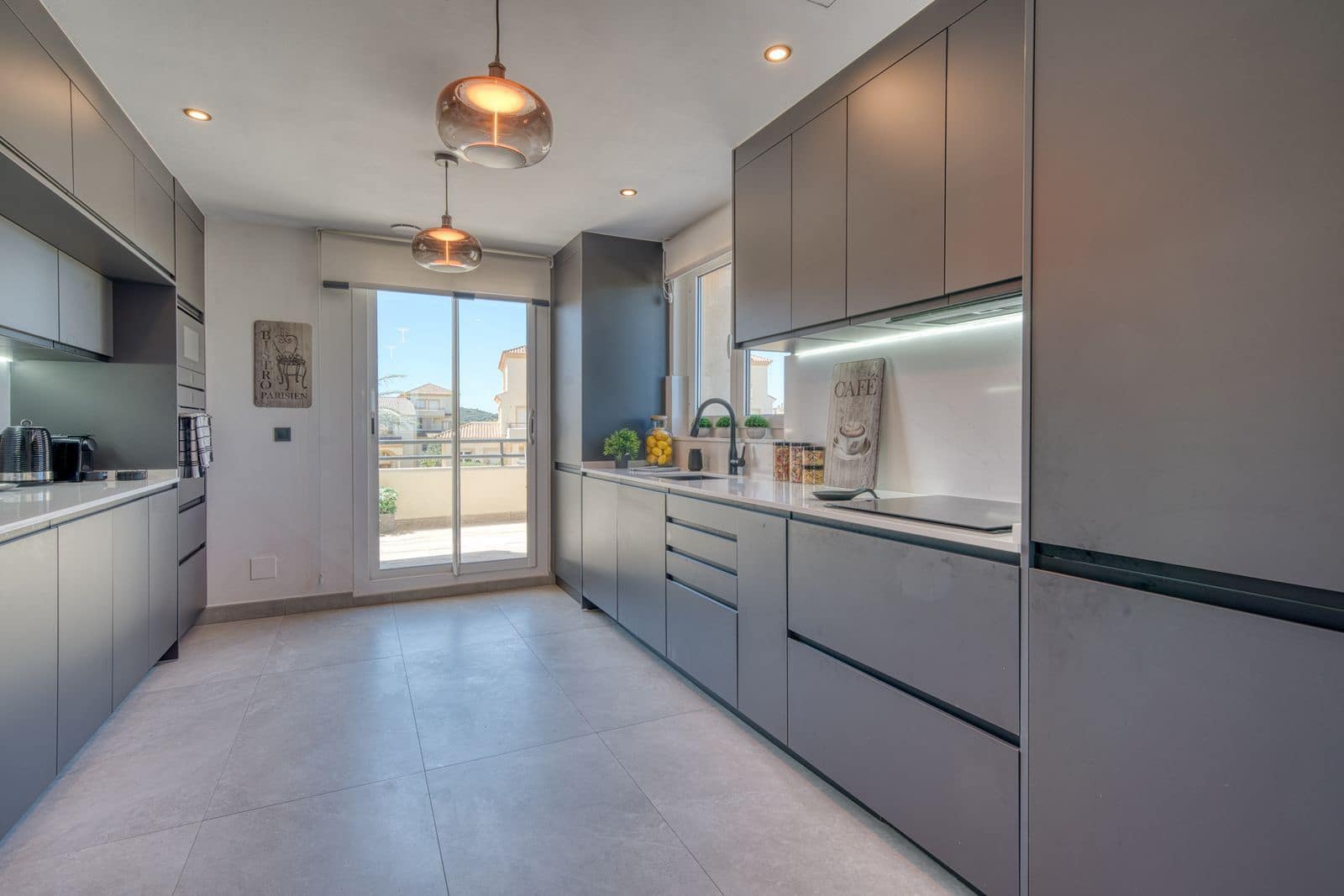 3 chambre Penthouse à vendre à San Roque - 629 000 € (Ref: 10020650)