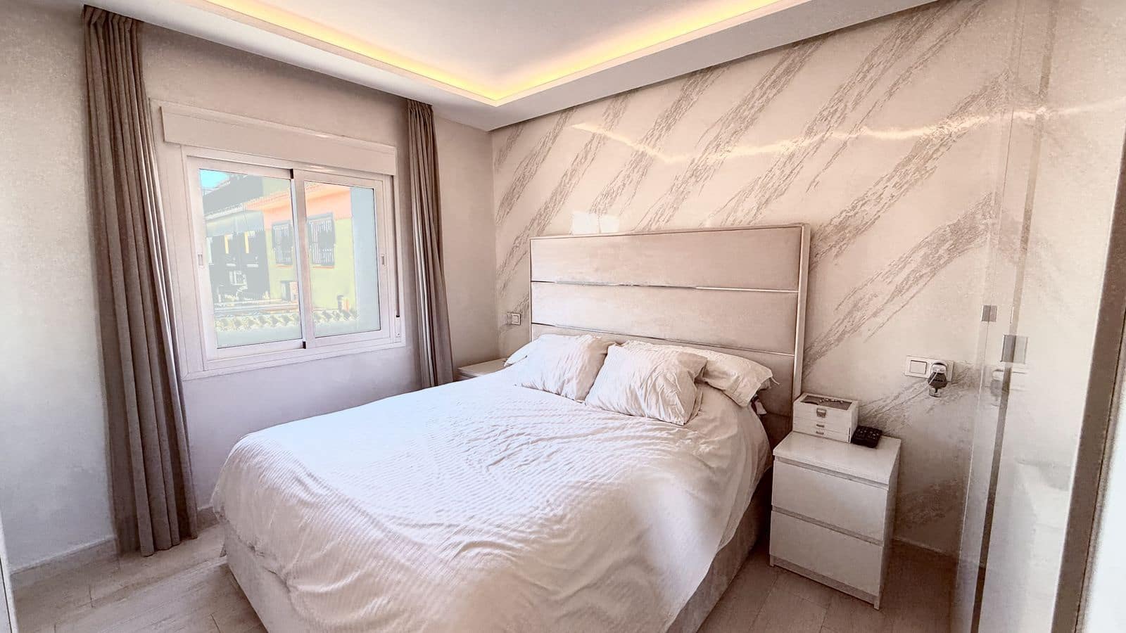 3 bedroom Penthouse for sale in La Cala de Mijas - € 444,000 (Ref: 10020652)