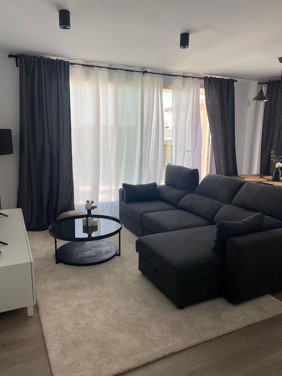 2 bedroom Penthouse for sale in Estepona - € 465,000 (Ref: 10020656)