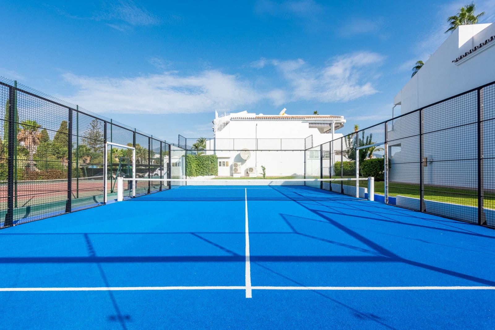 3 bedroom Penthouse for sale in Nueva Andalucia - € 820,000 (Ref: 10020657)
