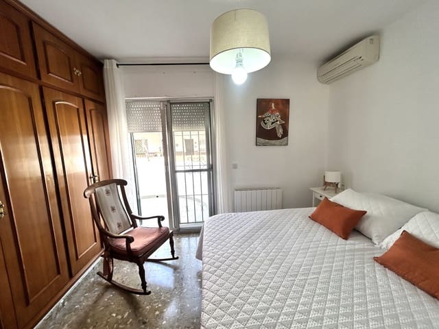 4 quarto Casa em Banda para venda em San Pedro de Alcantara, Marbella - 690 000 € (Ref: 10051342)