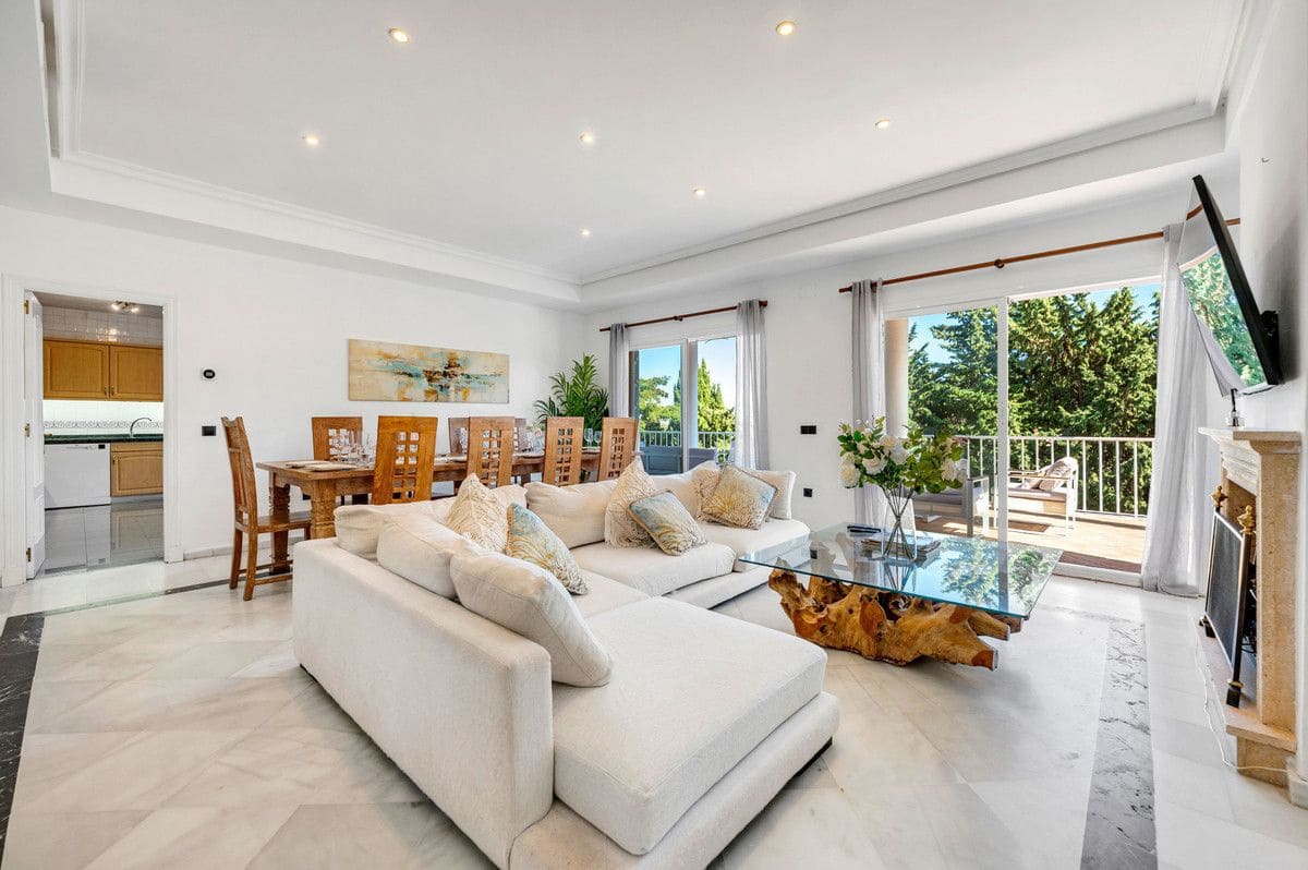 5 makuuhuone Huvila myytävänä paikassa Sotogrande - 1 350 000 € (Ref: 10051343)