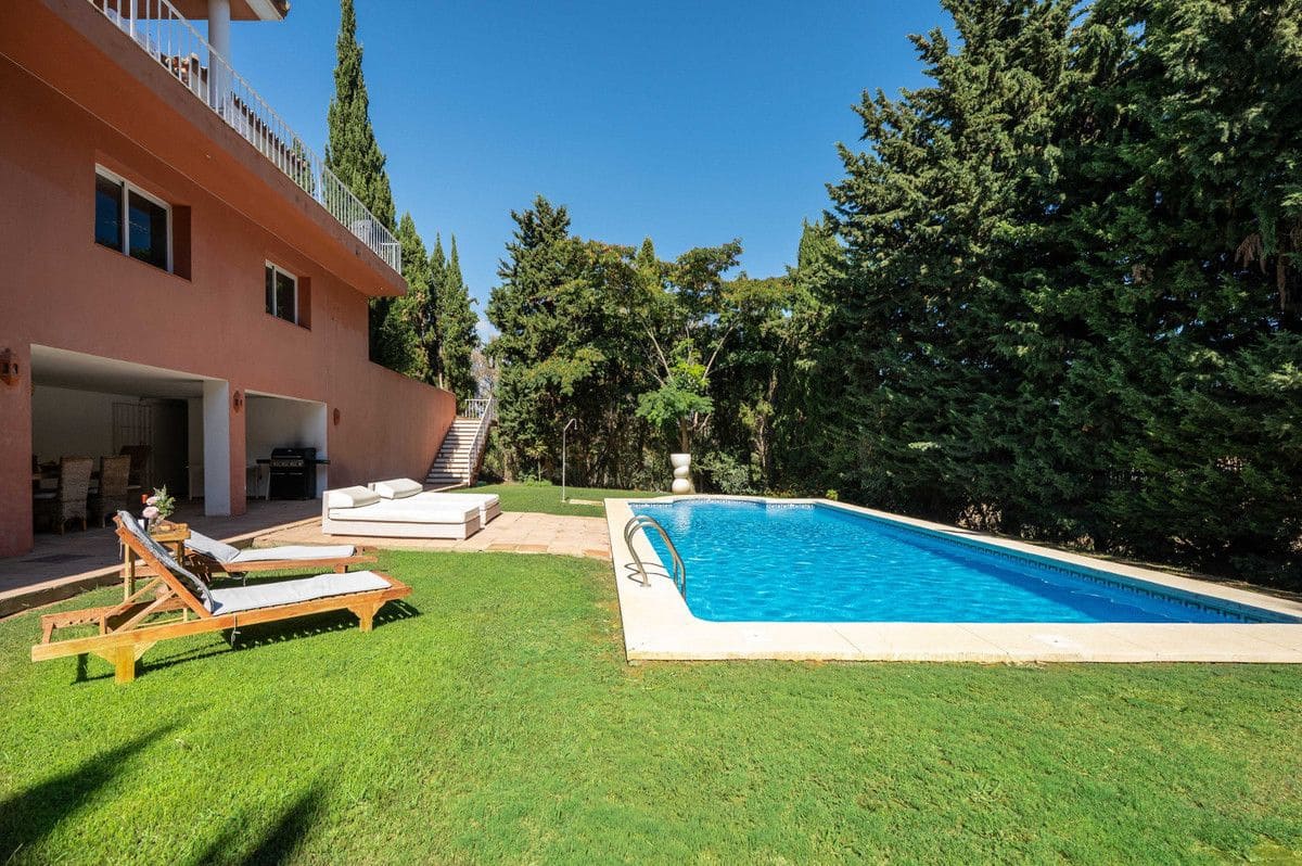 5 makuuhuone Huvila myytävänä paikassa Sotogrande - 1 350 000 € (Ref: 10051343)
