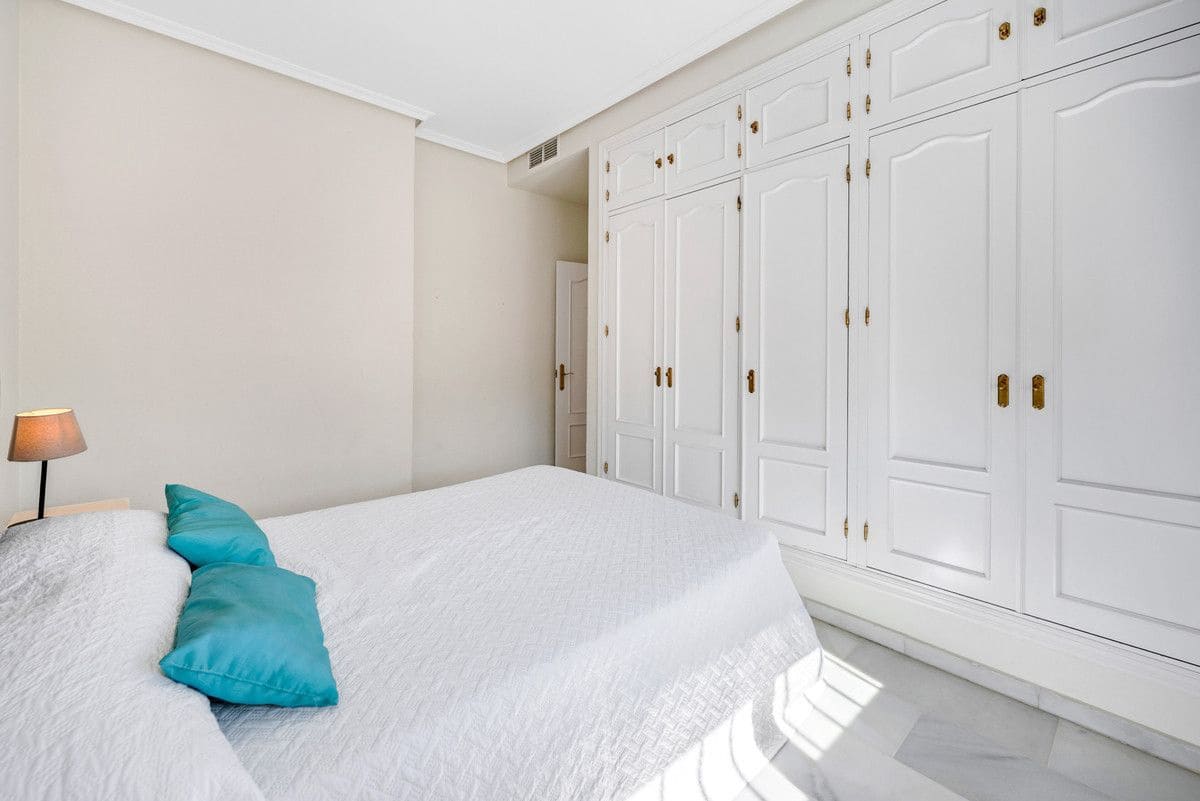 5 makuuhuone Huvila myytävänä paikassa Sotogrande - 1 350 000 € (Ref: 10051343)