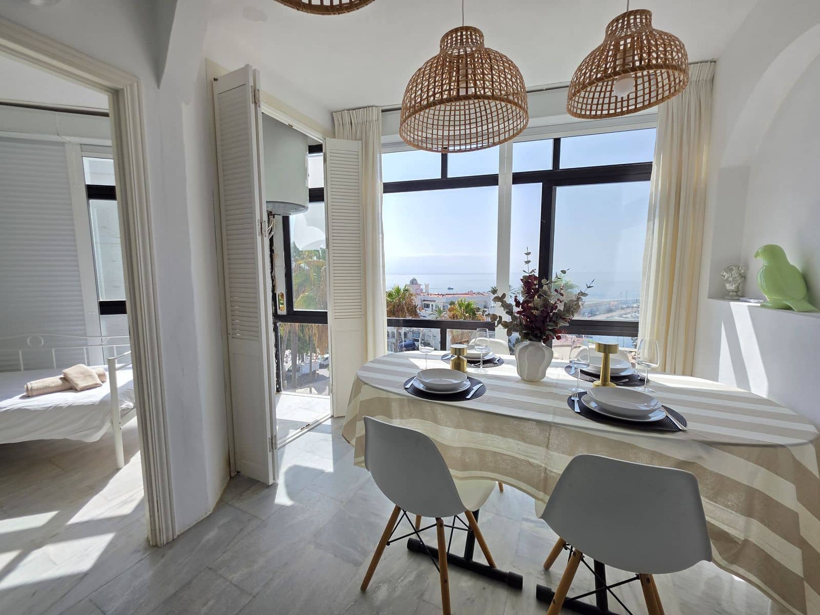 2 bedroom Apartment for sale in Marbella - € 530,000 (Ref: 10051344)