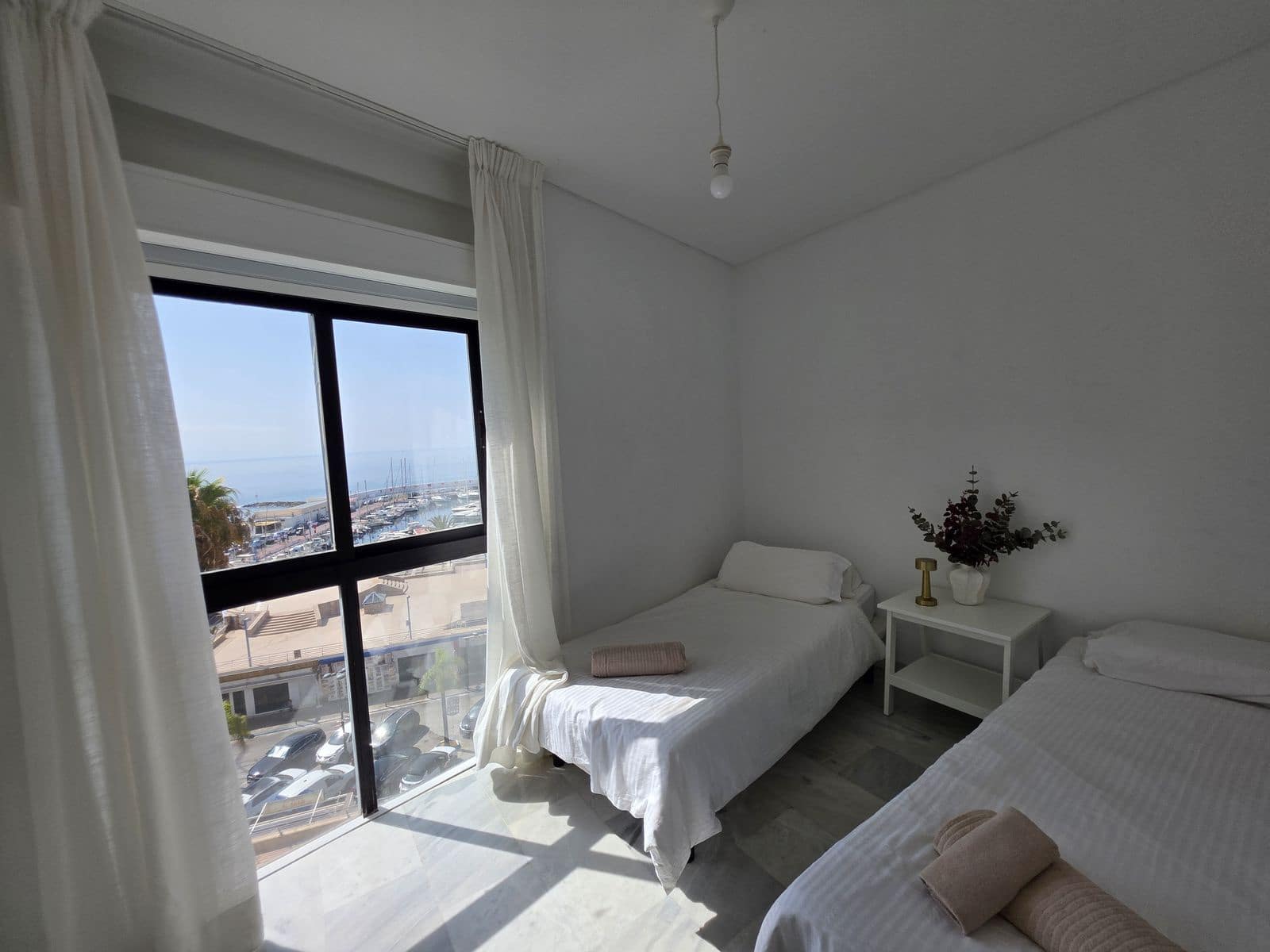 2 bedroom Apartment for sale in Marbella - € 530,000 (Ref: 10051344)