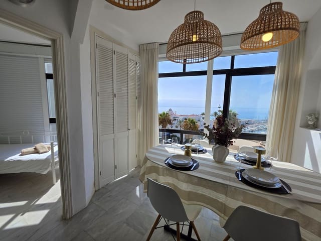 2 bedroom Apartment for sale in Marbella - € 530,000 (Ref: 10051344)