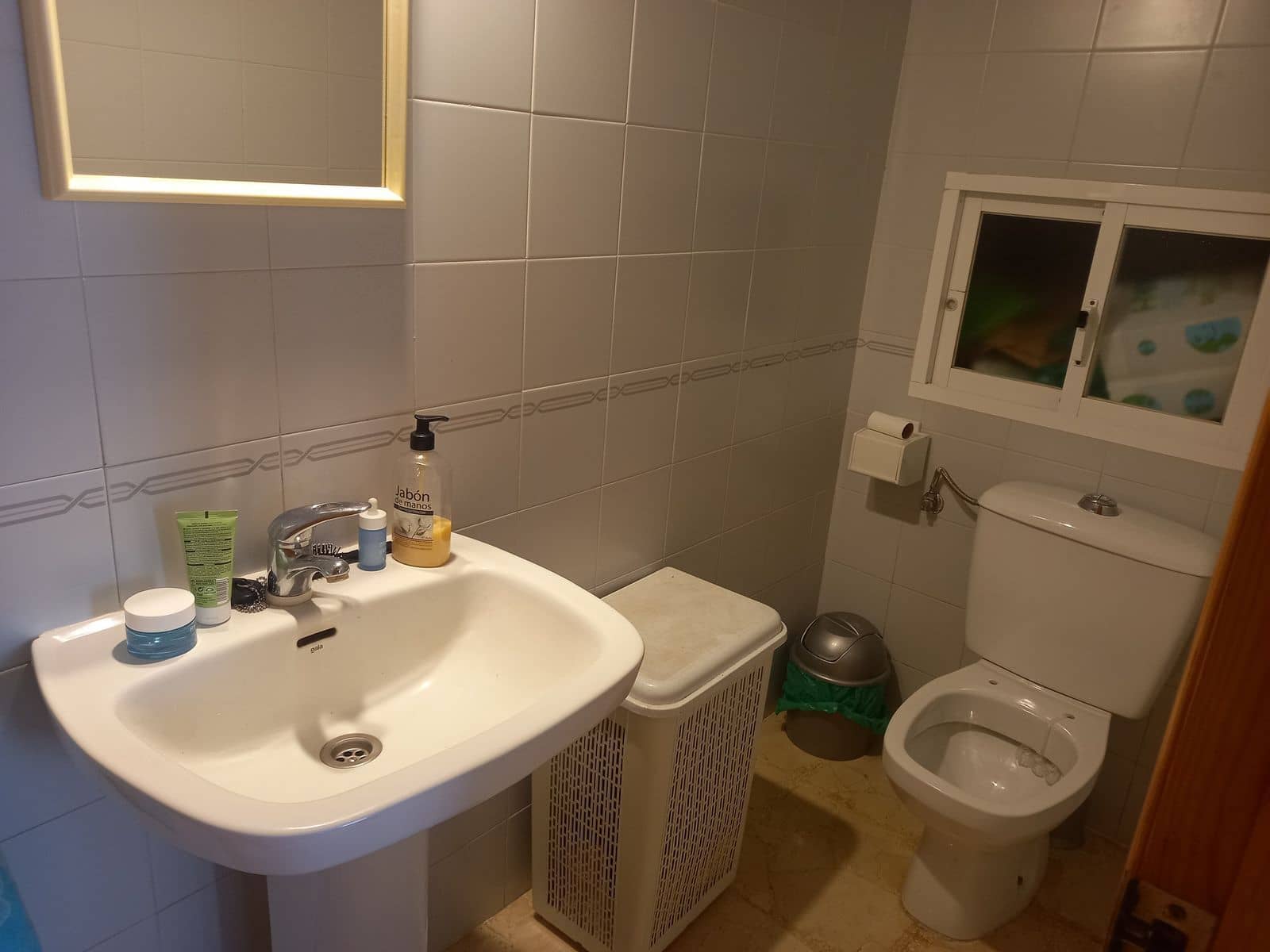 4 makuuhuone Paritalo myytävänä paikassa Estepona - 635 000 € (Ref: 10051345)