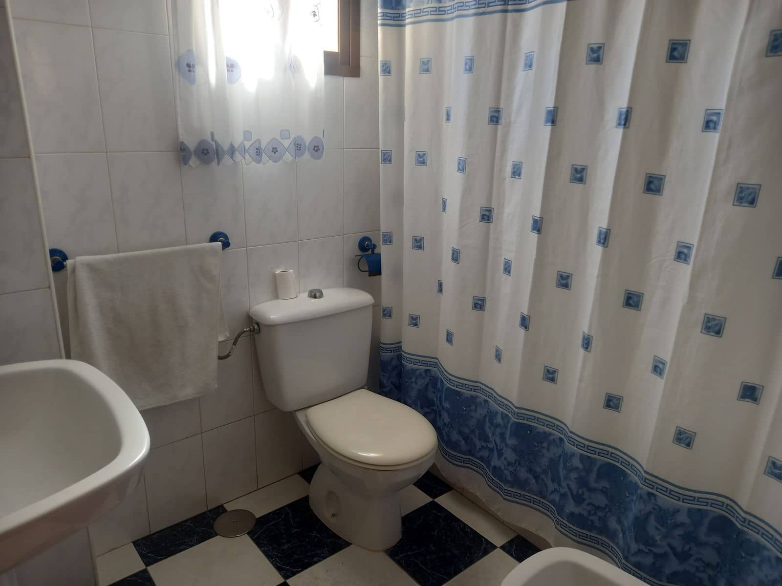 4 makuuhuone Paritalo myytävänä paikassa Estepona - 635 000 € (Ref: 10051345)