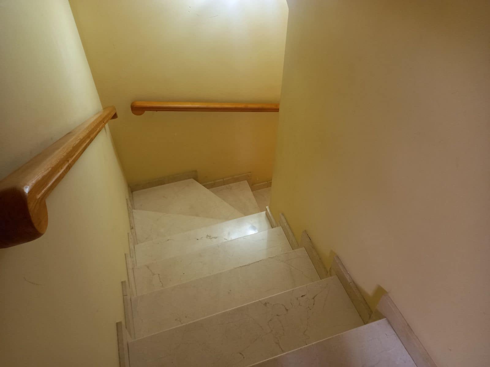 4 makuuhuone Paritalo myytävänä paikassa Estepona - 635 000 € (Ref: 10051345)