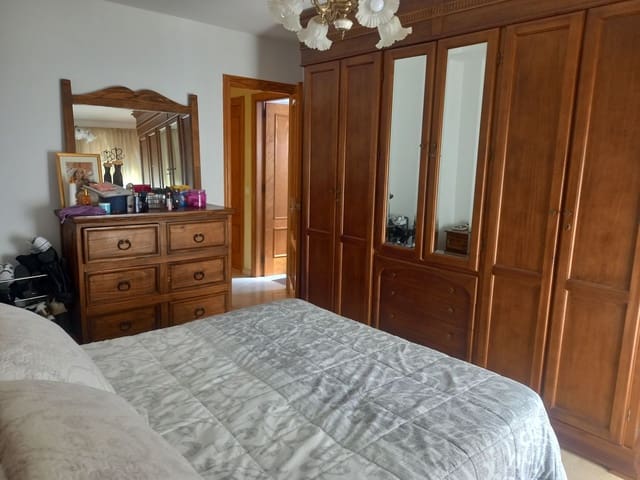 4 camera da letto Villetta Bifamiliare in vendita in Estepona - 635.000 € (Rif: 10051345)