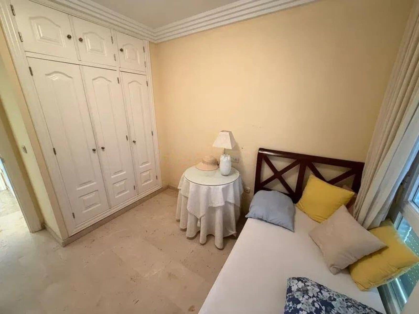 4 quarto Casa em Banda para venda em Marbella - 585 000 € (Ref: 10051347)