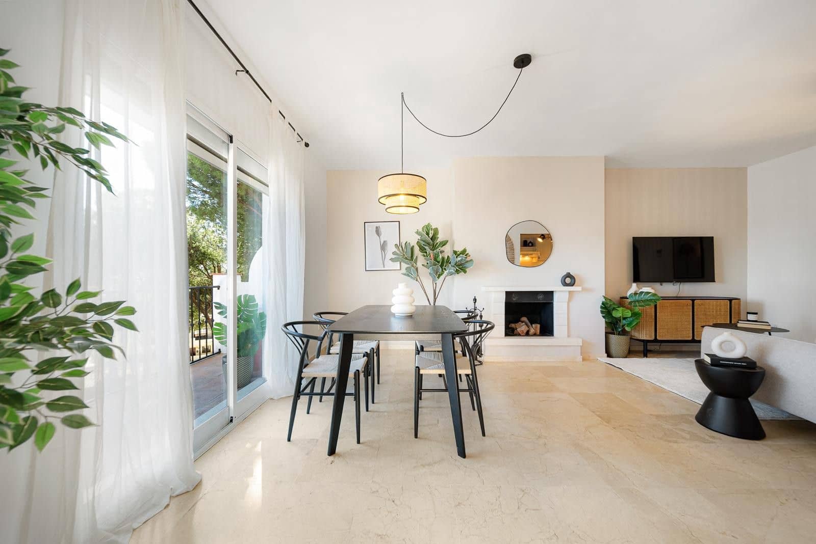 Apartamento de 2 habitaciones en Nueva Andalucia en venta - 479.995 € (Ref: 10051349)