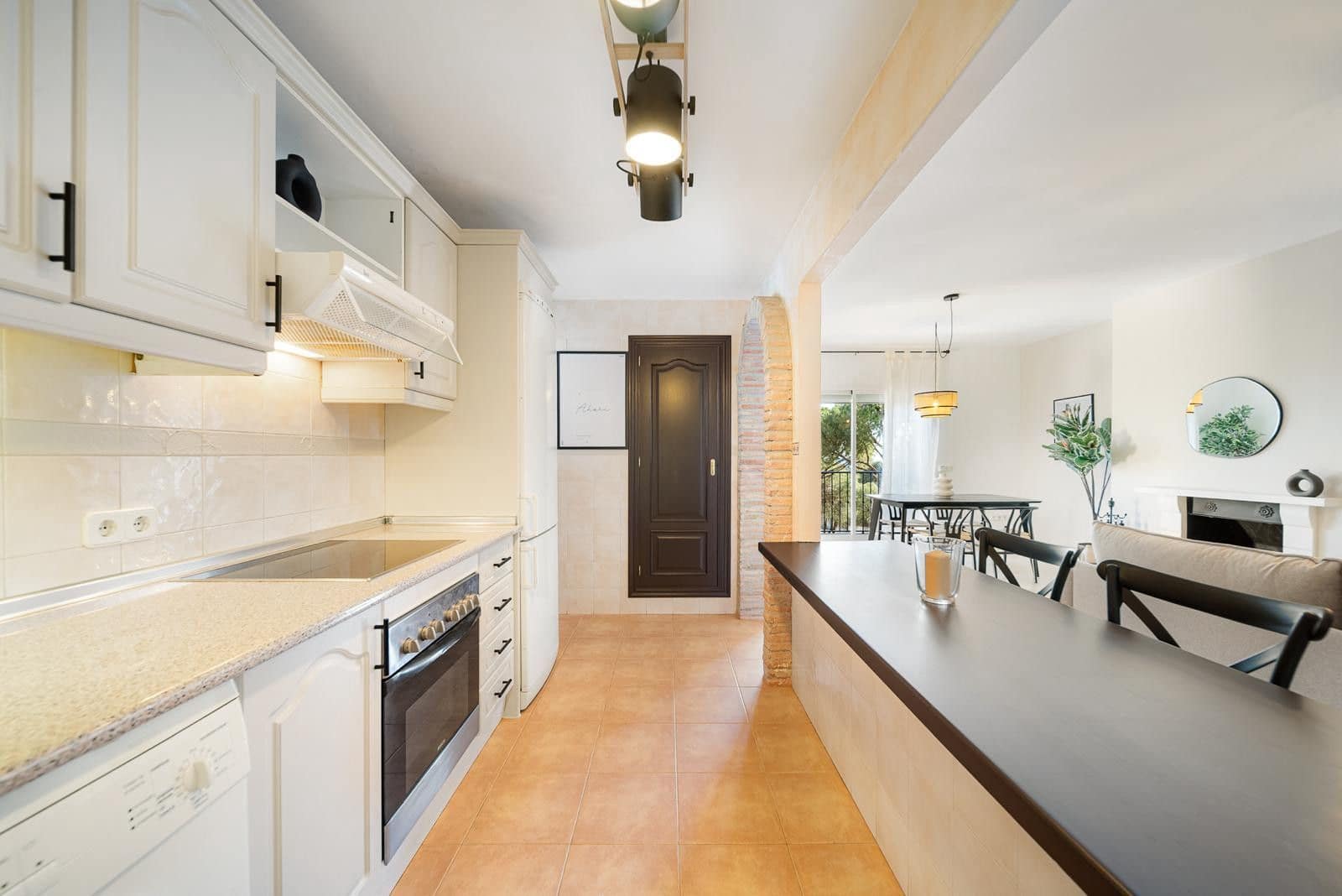 Apartamento de 2 habitaciones en Nueva Andalucia en venta - 479.995 € (Ref: 10051349)