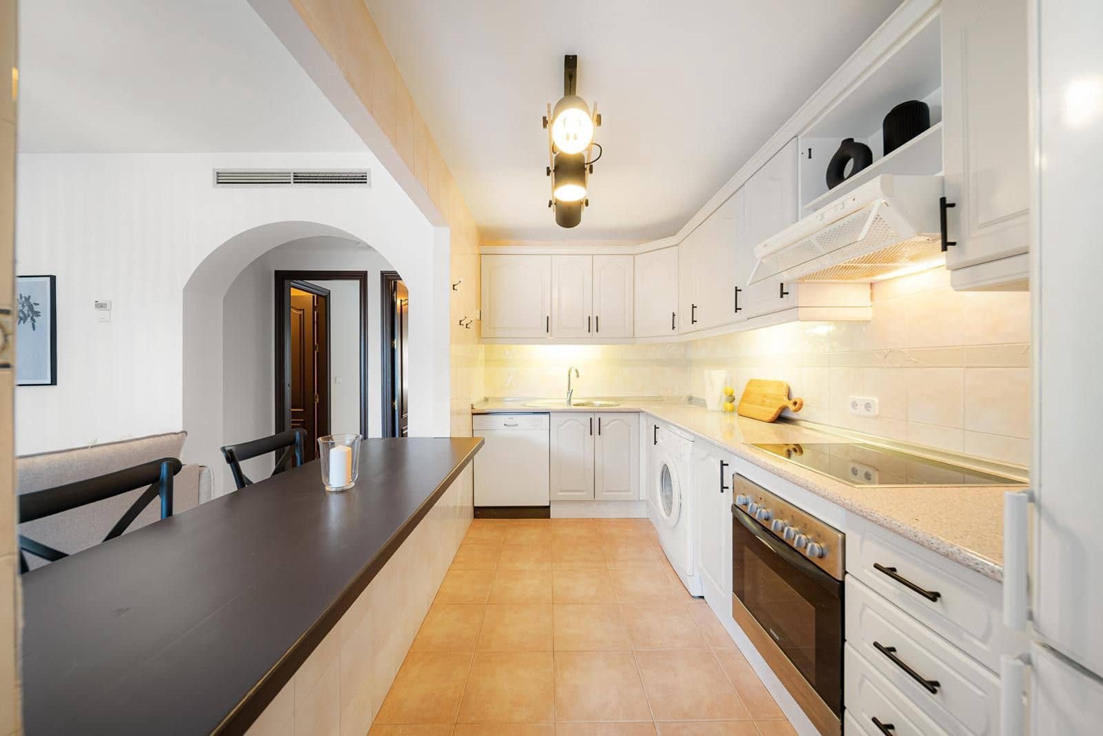 Apartamento de 2 habitaciones en Nueva Andalucia en venta - 479.995 € (Ref: 10051349)