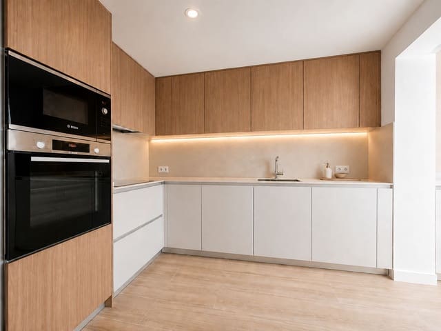 2 sypialnia Apartament na sprzedaż w Estepona - 615 000 € (Ref: 10051350)