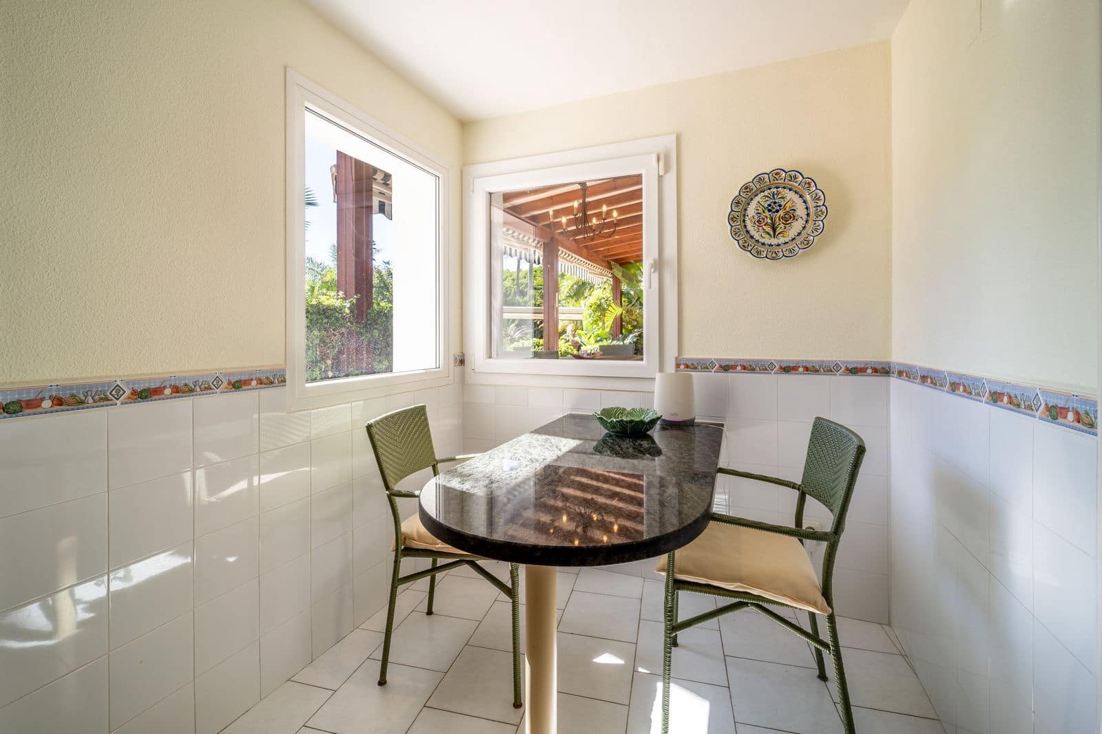 4 bedroom Villa for sale in Marbesa - € 1,950,000 (Ref: 10051351)