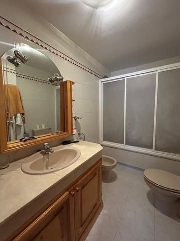 3 makuuhuone Yksiö myytävänä paikassa Estepona - 300 000 € (Ref: 10051352)