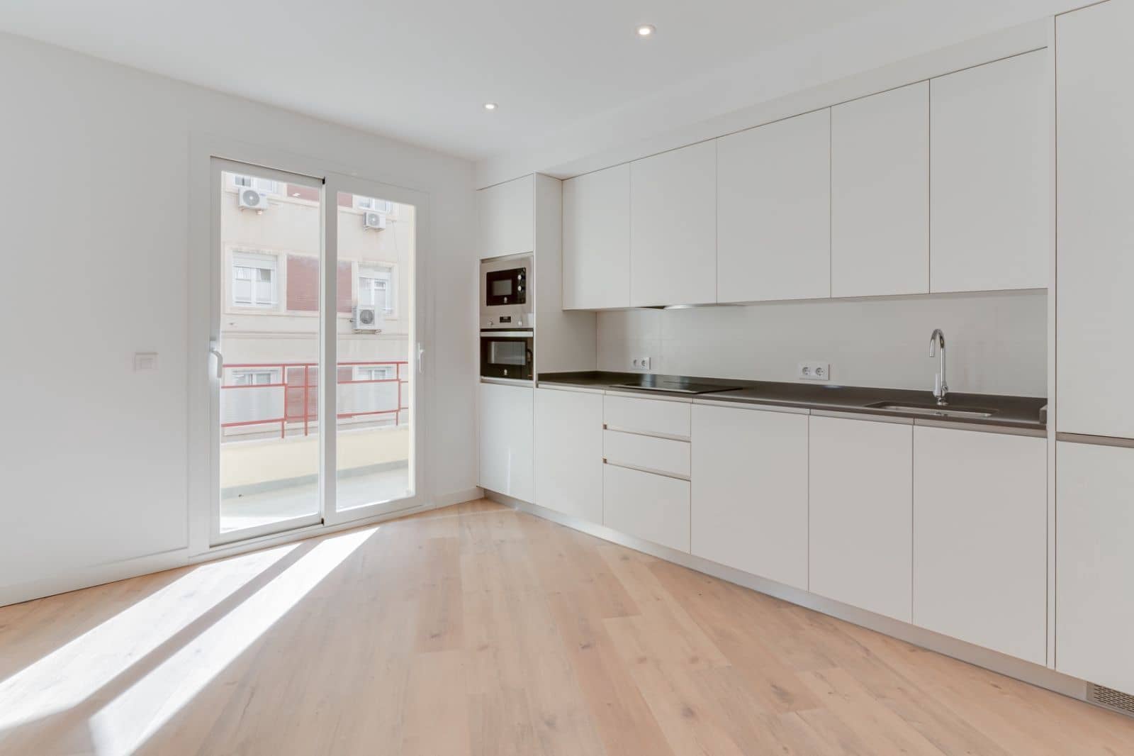 3 slaapkamer Appartement te koop in Malaga stad - € 646.500 (Ref: 10051356)