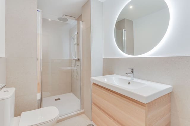 3 slaapkamer Appartement te koop in Málaga stad - € 646.500 (Ref: 10051356)