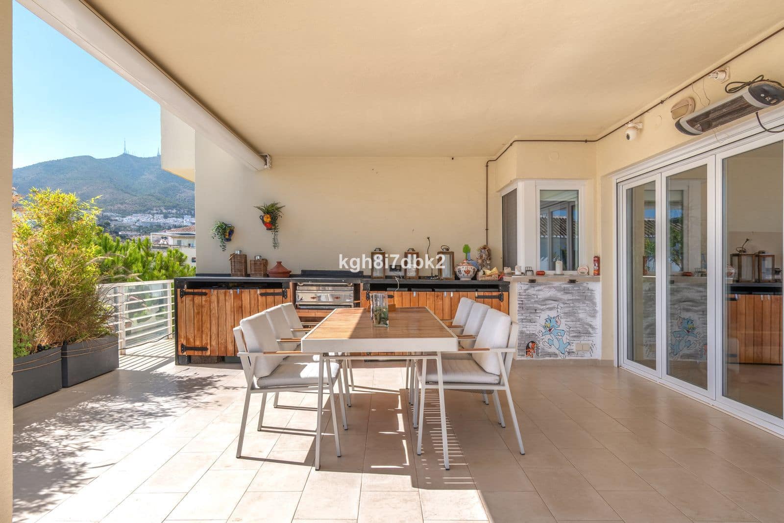 3 soveværelse Lejlighed til salg i Benalmadena - € 750.000 (Ref: 10051357)