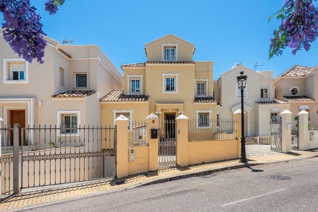 5 camera da letto Villa in vendita in Estepona - 1.400.000 € (Rif: 10051360)