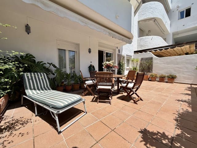 4 makuuhuone Huoneisto myytävänä paikassa Golden Mile, Marbella - 1 099 000 € (Ref: 10051363)