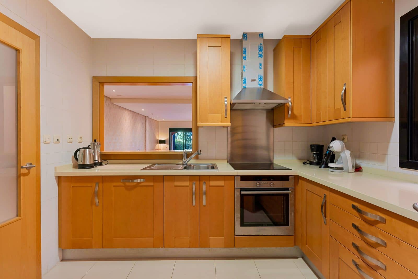 2 bedroom Apartment for sale in Puerto Banus - € 825,000 (Ref: 10051364)