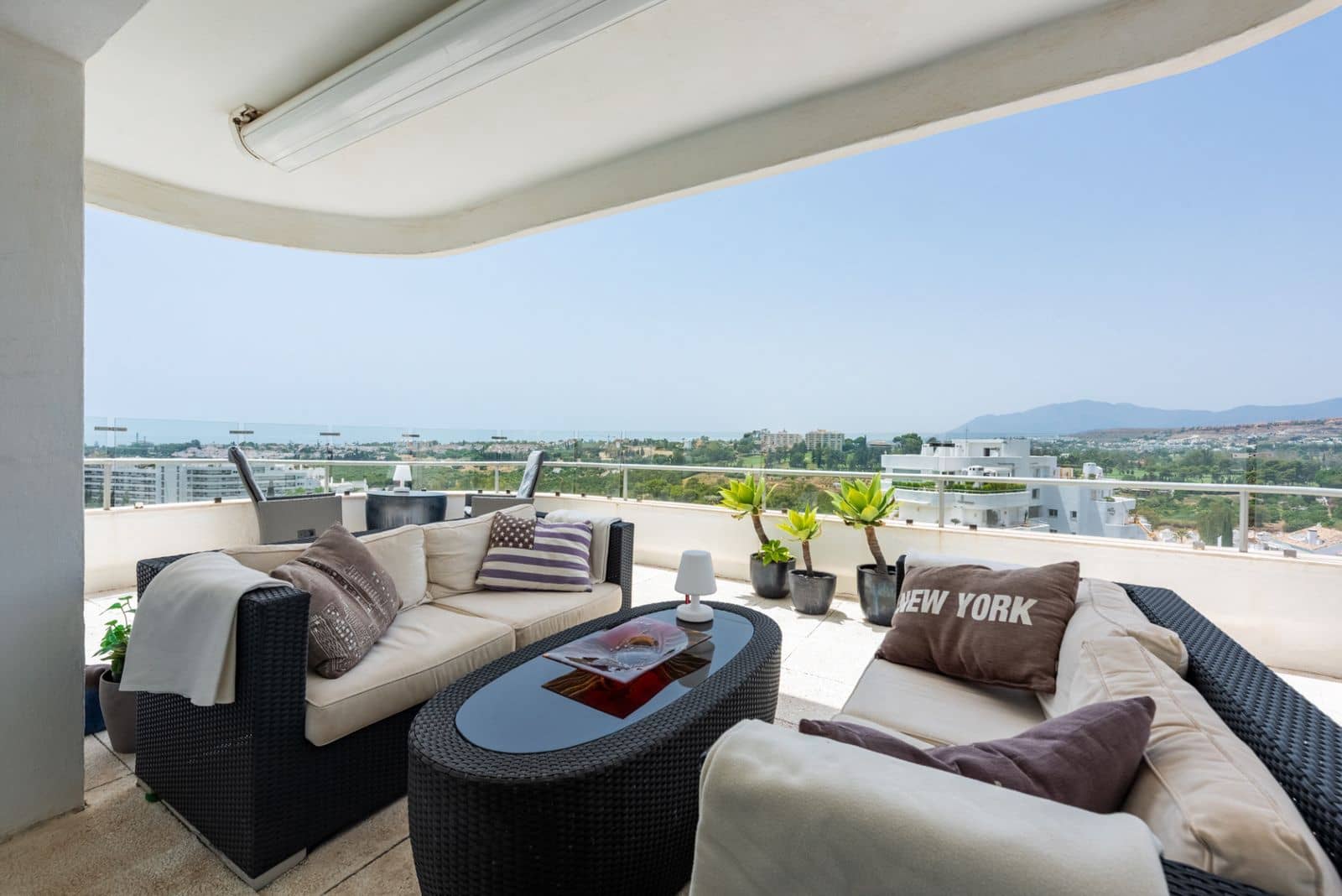 2 sovrum Lägenhet till salu i Guadalmina - 799 000 € (Ref: 10051366)