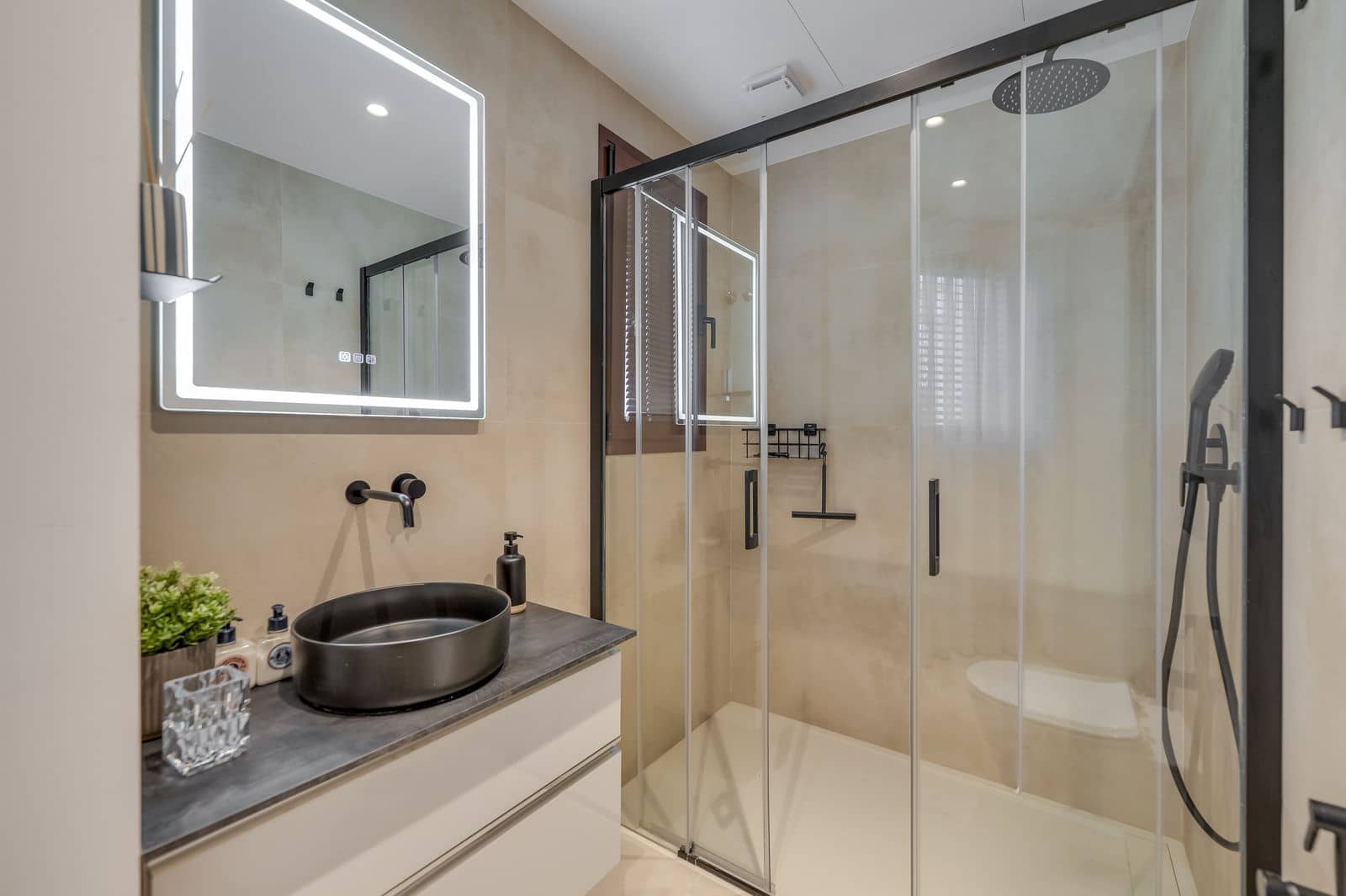 3 sypialnia Dom na sprzedaż w Benahavis - 750 000 € (Ref: 10051367)