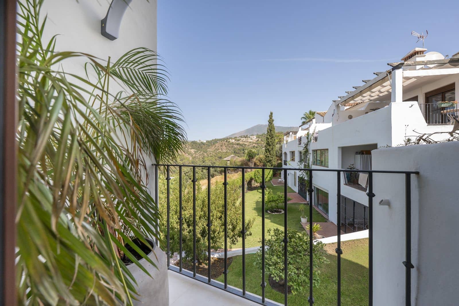 3 sypialnia Dom na sprzedaż w Benahavis - 750 000 € (Ref: 10051367)
