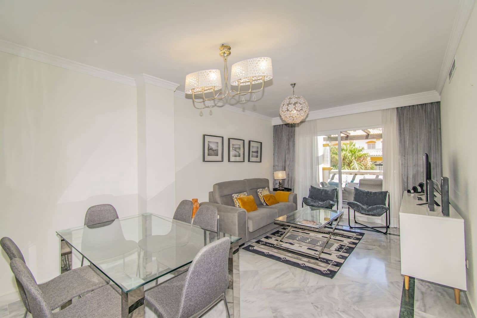 2 makuuhuone Huoneisto myytävänä paikassa Nueva Andalucia - 429 000 € (Ref: 10051368)