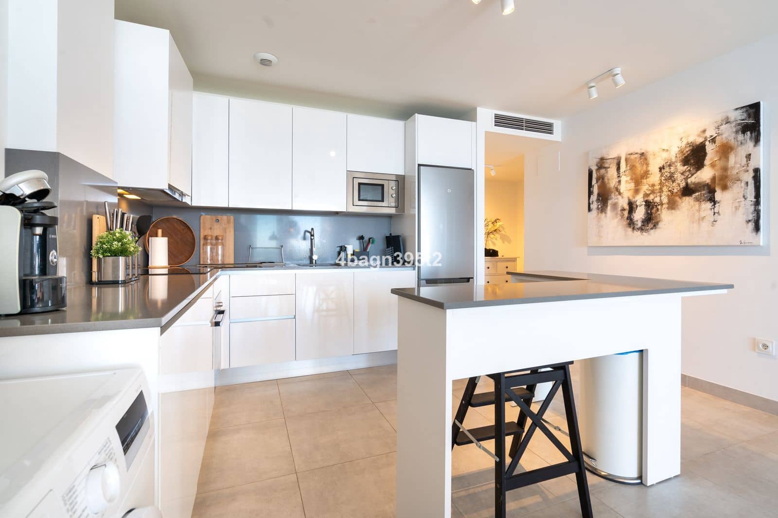 3 bedroom Apartment for sale in La Cala de Mijas - € 599,000 (Ref: 10051370)