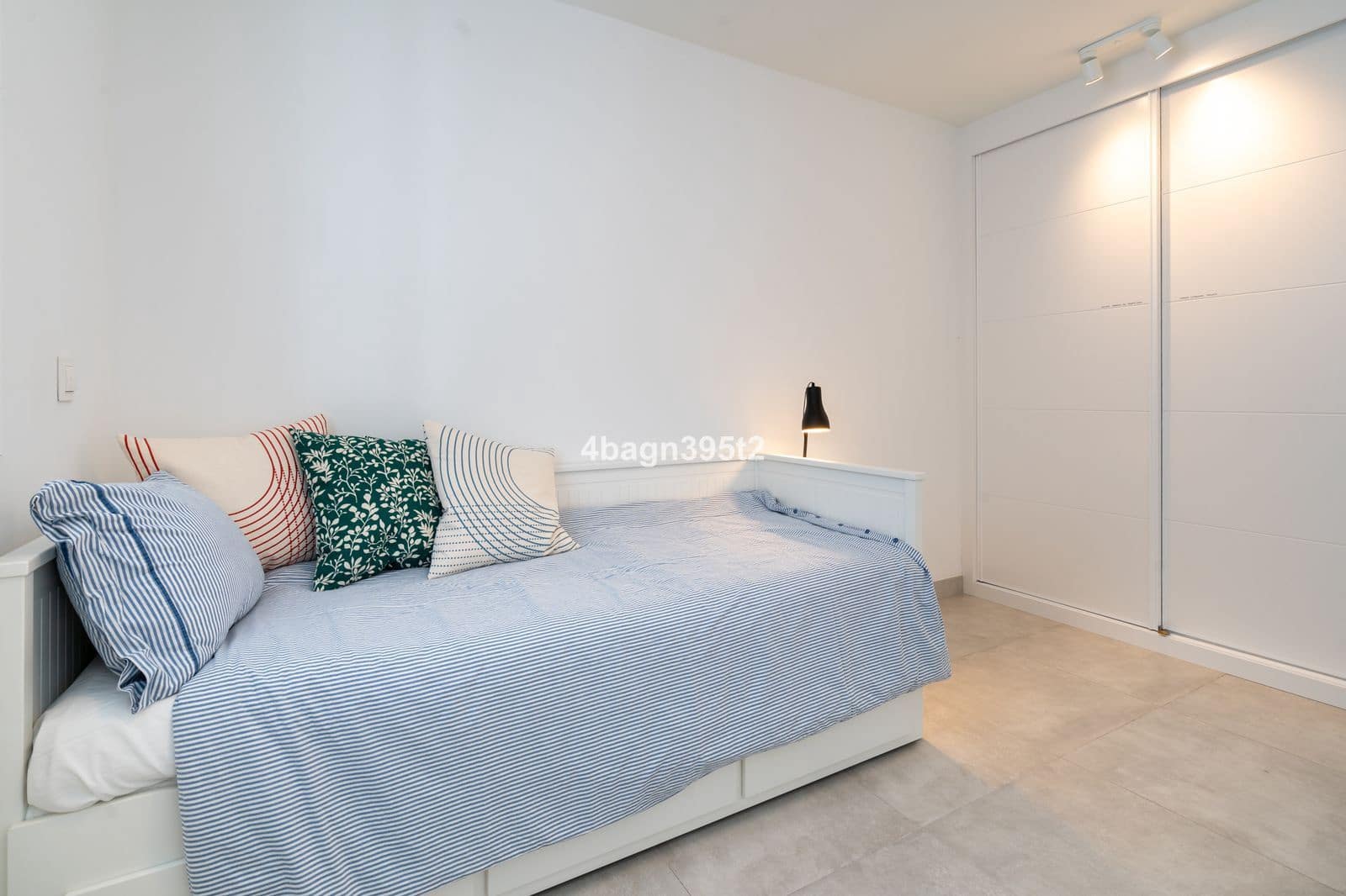 3 bedroom Apartment for sale in La Cala de Mijas - € 599,000 (Ref: 10051370)