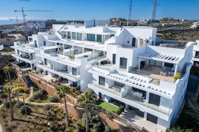3 bedroom Apartment for sale in La Cala de Mijas, Mijas - € 599,000 (Ref: 10051370)