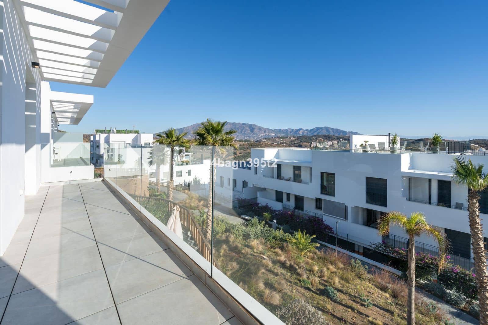 3 bedroom Apartment for sale in La Cala de Mijas - € 599,000 (Ref: 10051370)