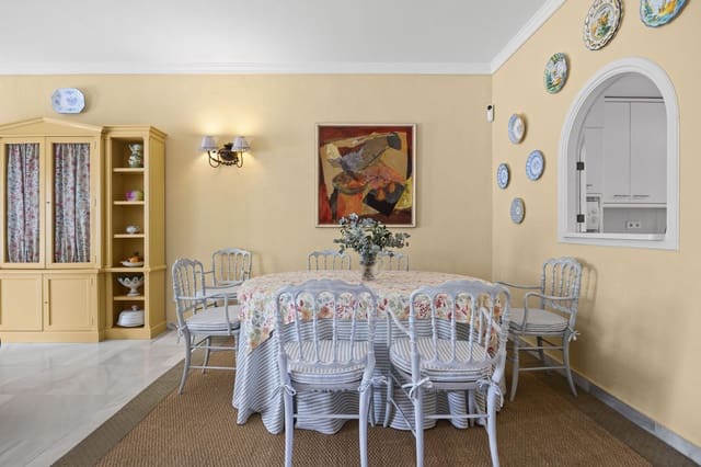 5 makuuhuone Omakotitalo myytävänä paikassa La Quinta, Benahavís - 850 000 € (Ref: 10051373)