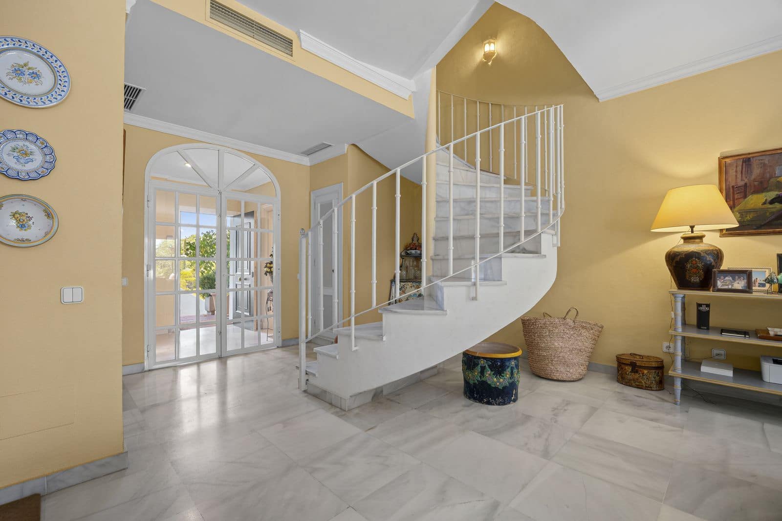 5 makuuhuone Omakotitalo myytävänä paikassa La Quinta - 850 000 € (Ref: 10051373)