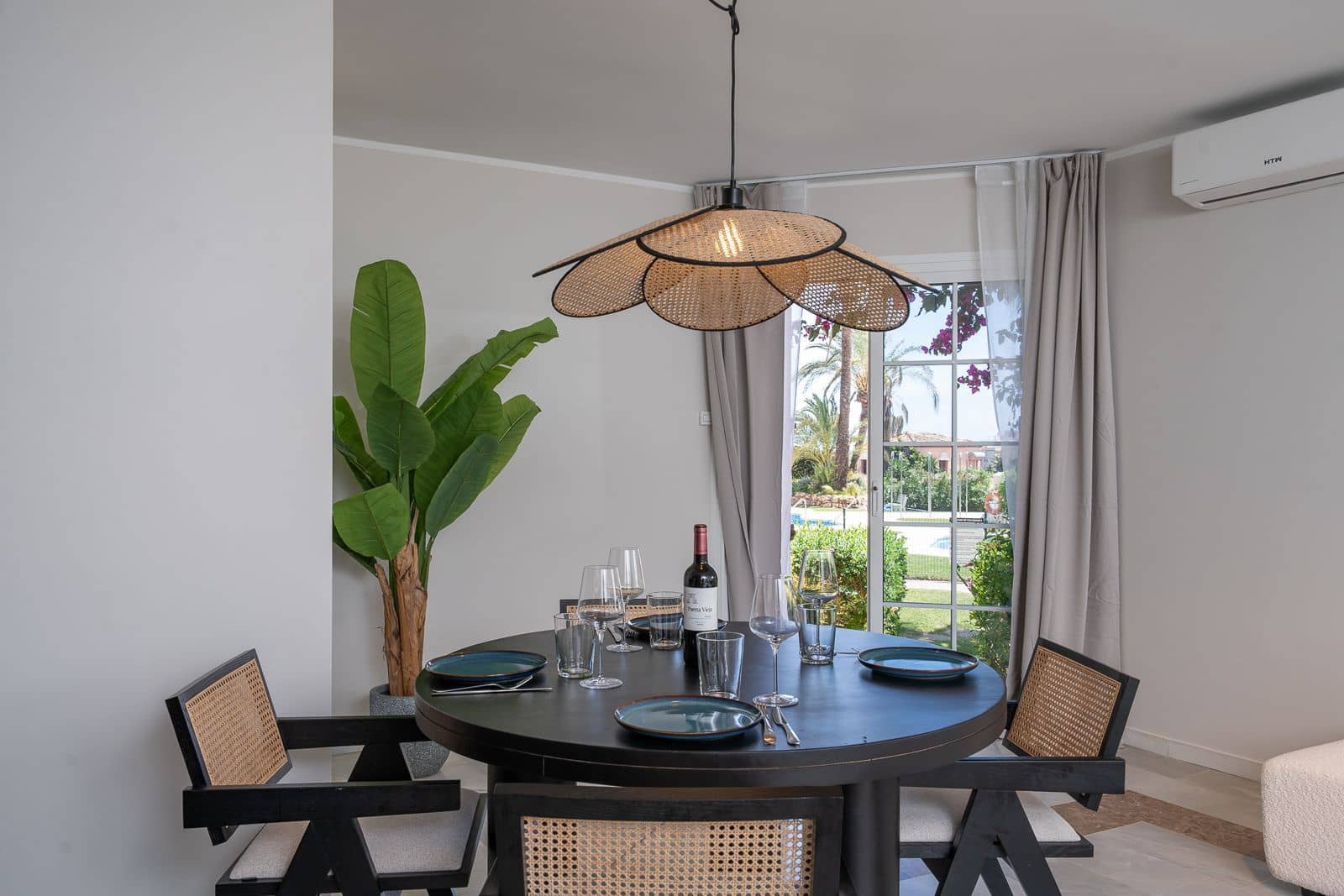 2 bedroom Apartment for sale in Calahonda - € 495,000 (Ref: 10051374)