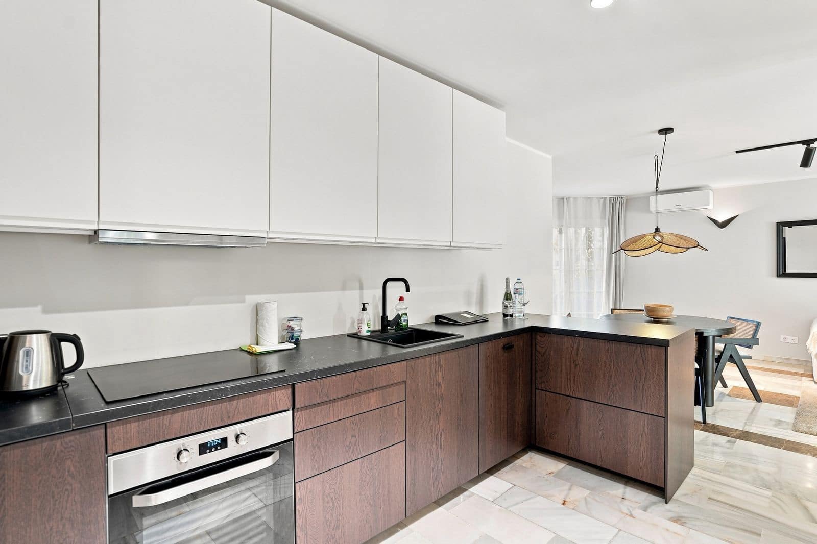 2 bedroom Apartment for sale in Calahonda - € 495,000 (Ref: 10051374)