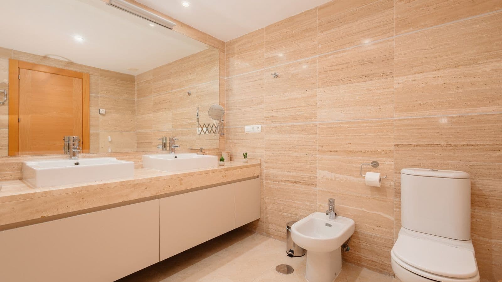 3 bedroom Apartment for sale in Benahavis - € 579,000 (Ref: 10051375)