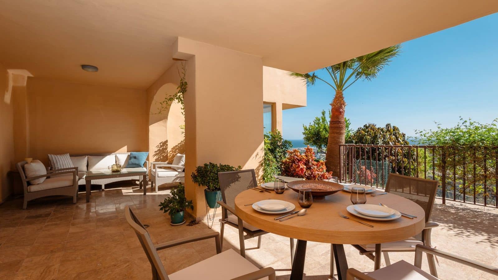 3 bedroom Apartment for sale in Benahavis - € 579,000 (Ref: 10051375)
