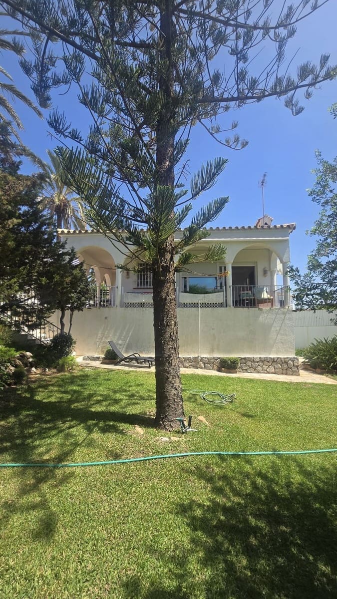 2 soveværelse Villa til salg i Marbesa - € 1.350.000 (Ref: 10051376)