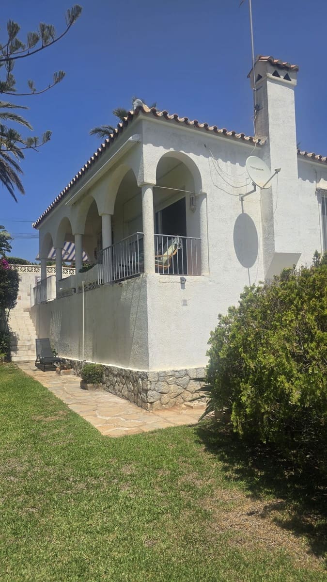 2 soveværelse Villa til salg i Marbesa - € 1.350.000 (Ref: 10051376)