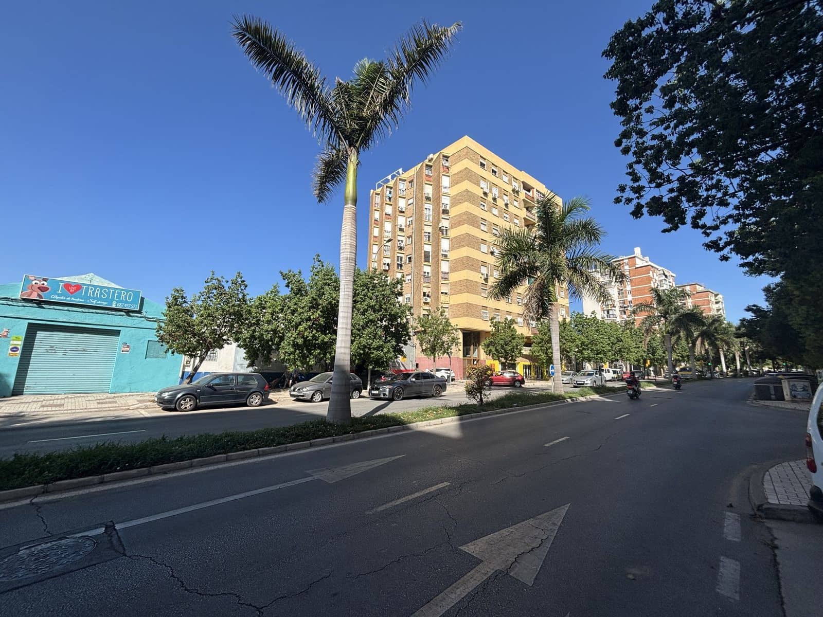 Gewerbe zu verkaufen in Malaga Stadt - 330.000 € (Ref: 10051377)