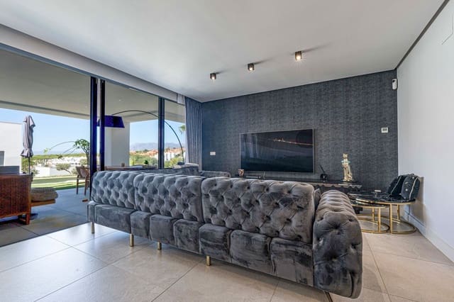 3 Zimmer Apartment zu verkaufen in Cabopino, Marbella - 1.350.000 € (Ref: 10051378)