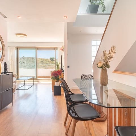 3 bedroom Apartment for sale in Marbella - € 742,000 (Ref: 10051380)